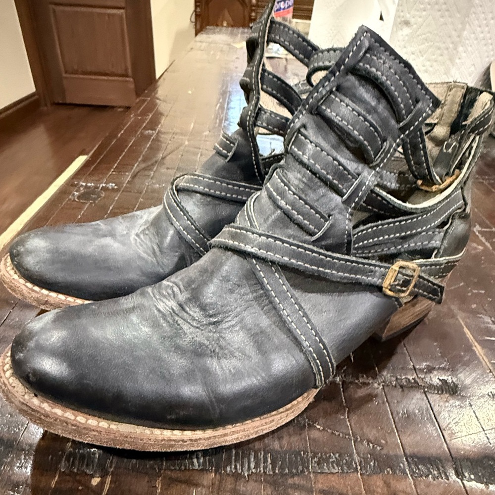 Freebird Genuine Leather Stair Western Ankle Bootie